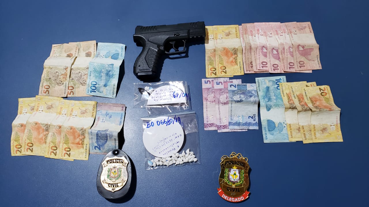 POLÍCIA CIVIL PRENDE TRÊS PESSOAS POR TRÁFICO DE DROGAS E APREENDE DOIS MENORES, DROGAS, DINHEIRO E SIMULACRO DURANTE A OPERAÇÃO ARREMATE EM OIAPOQUE
